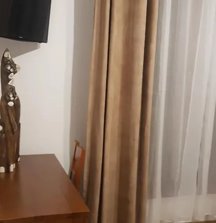 아파트 Puk Puk